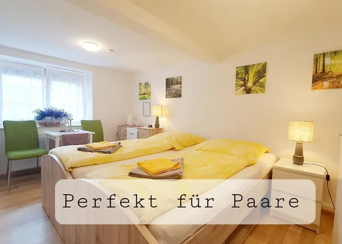 Apartment Gruener Fuerst Mit Sitzecke Im Innenhof & Naehe Park & Erdgeschoss